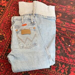 Wrangler Women’s Slim Cowboy Cut Jeans - 1x32